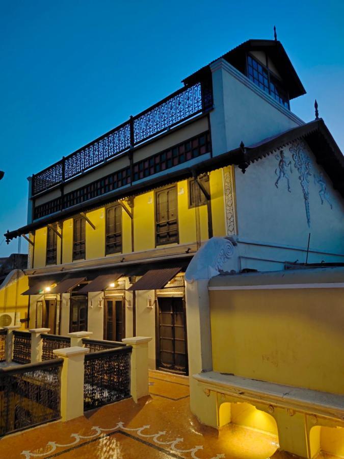 Deewanji Ni Haveli Bed & Breakfast Amhedabad Dış mekan fotoğraf