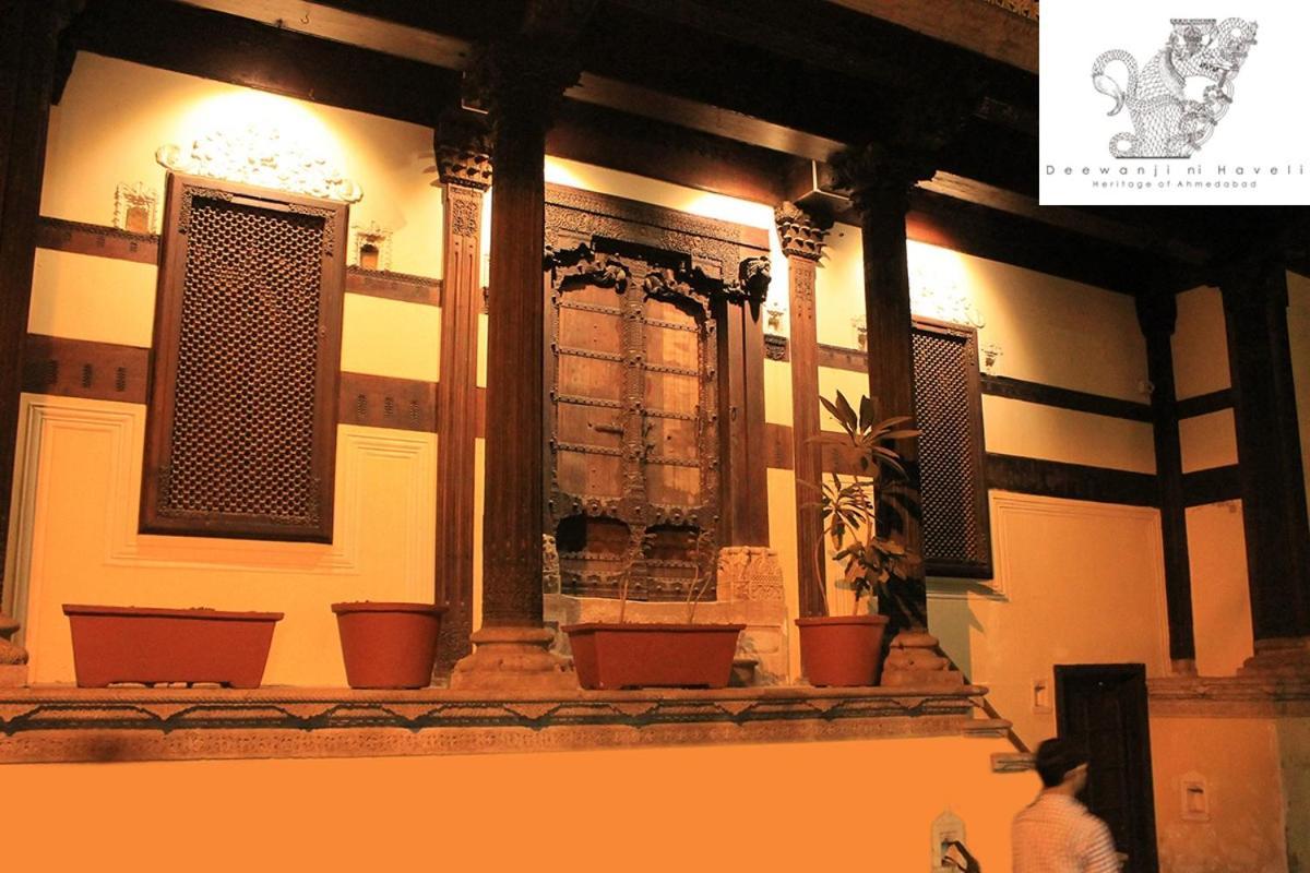 Deewanji Ni Haveli Bed & Breakfast Amhedabad Dış mekan fotoğraf
