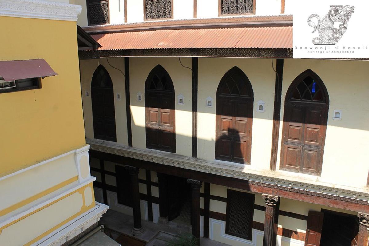 Deewanji Ni Haveli Bed & Breakfast Amhedabad Dış mekan fotoğraf