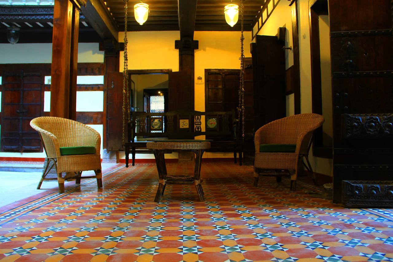 Deewanji Ni Haveli Bed & Breakfast Amhedabad Dış mekan fotoğraf